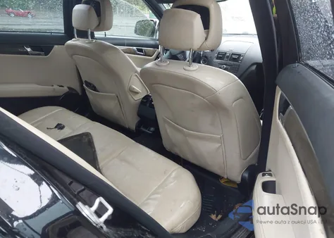 2008 Mercedes-Benz C 350 Sport из США, поврежденный, VIN WDDGF56X28F106480